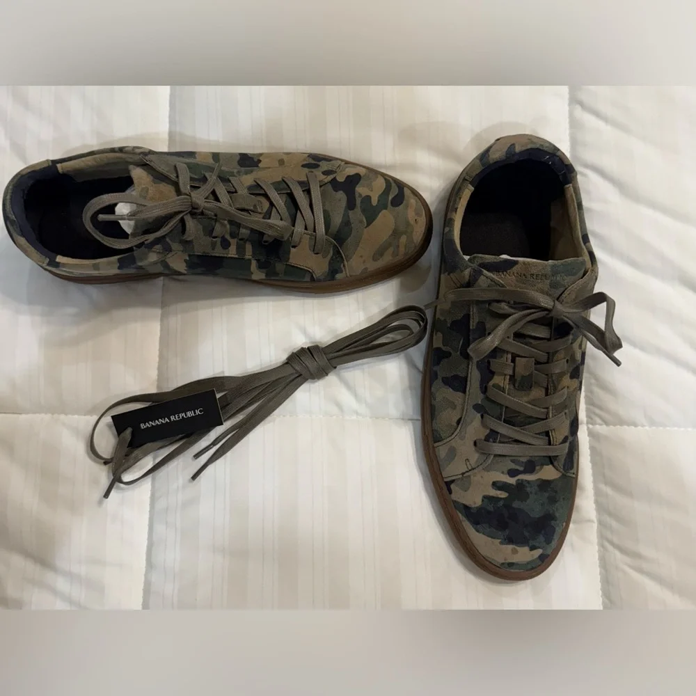 Banana Republic Nicklas Green and Brown Camo Sneakers Casual Style
